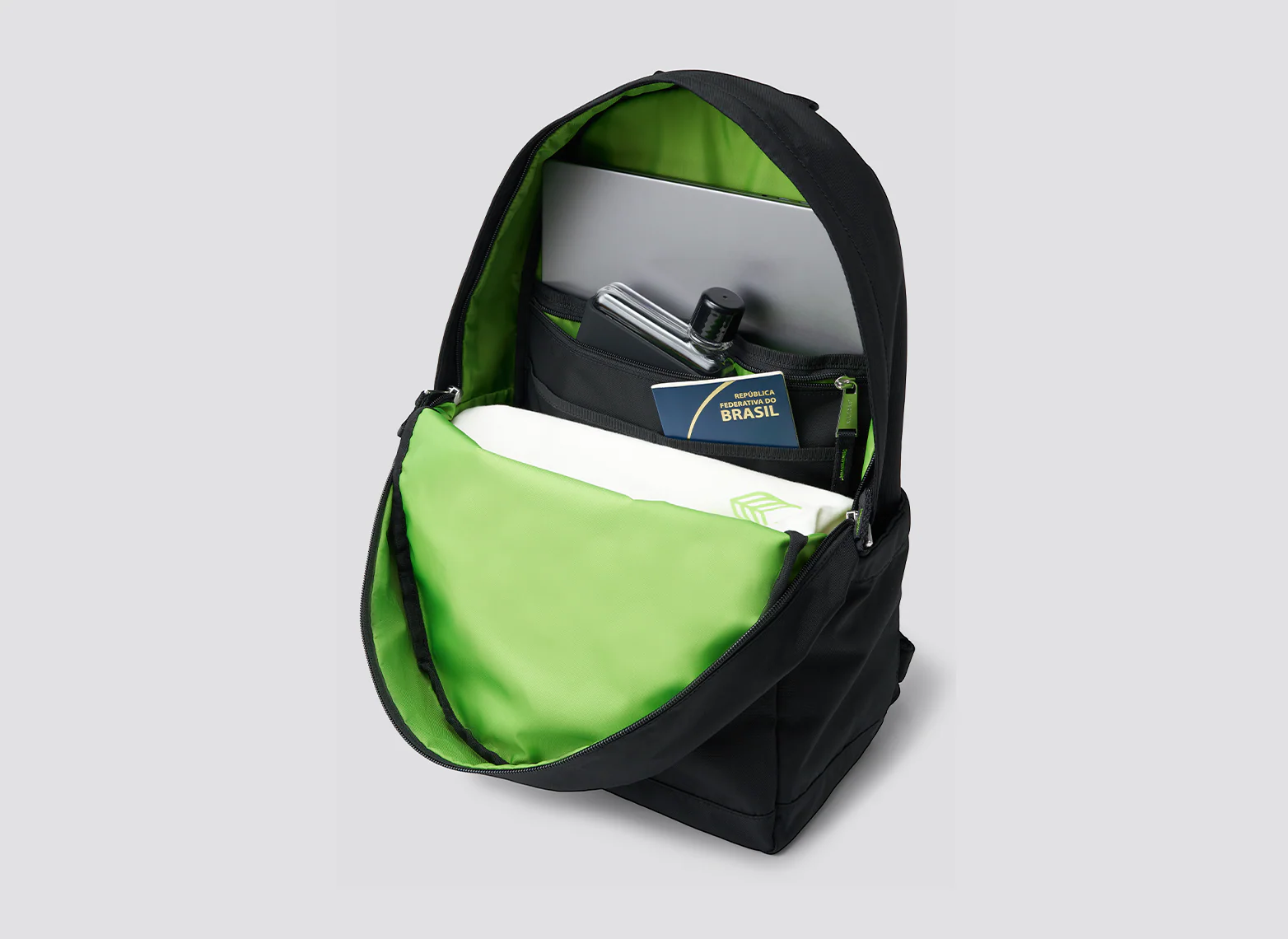 JJ Backpack Military Green - Image 9