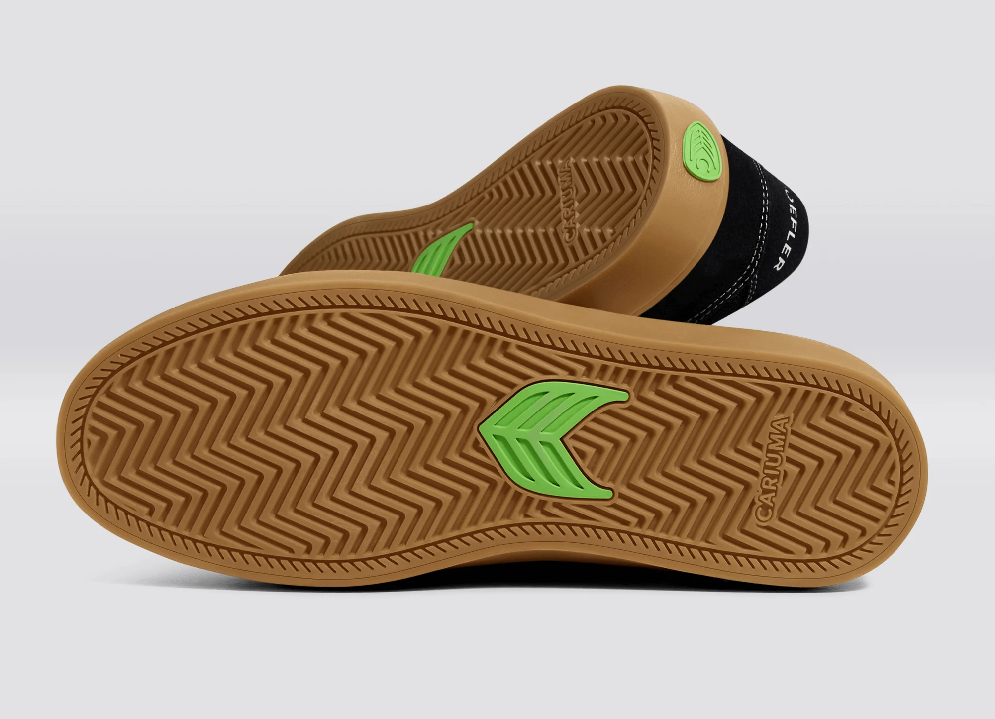 T20 PRO Gum Black Suede and Mesh Ivory Logo Contrast Thread Sneaker - Image 7
